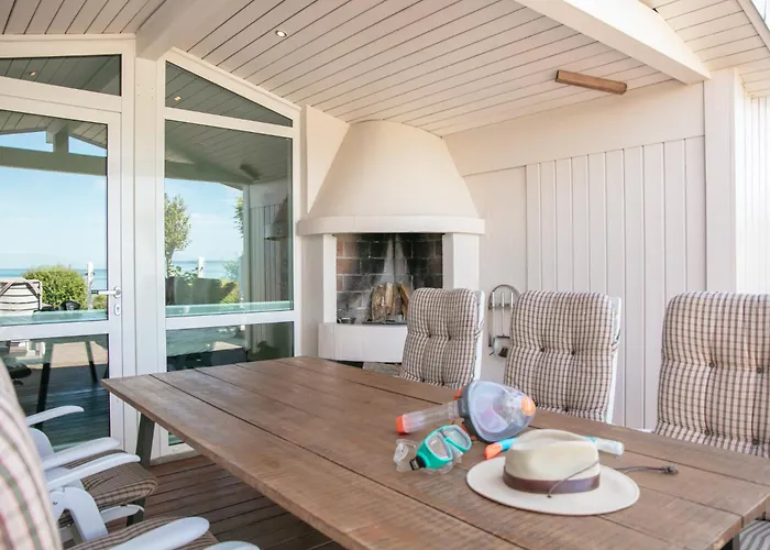 Strandhuset. * Asperup